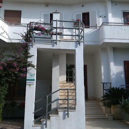 Agave Bed&Breakfast Campi Salentina Exterior photo